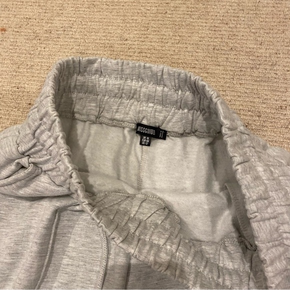 Misguided wide leg sweatpants - Picture 4 of 7